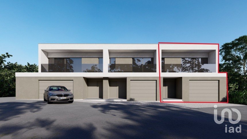 Moradia T3 em Lourinhã e Atalaia de 198 m²