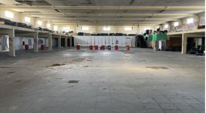 Boutique/Local commercial à Queluz e Belas de 8 800 m²