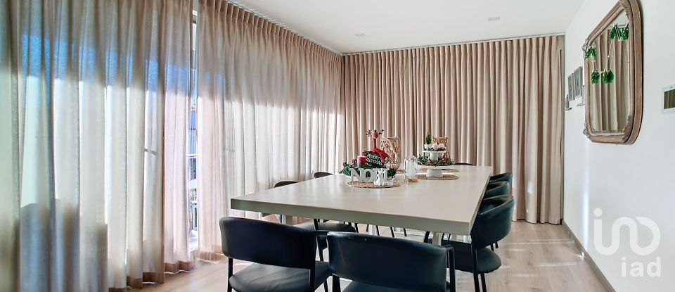 Maison T4 à Cortegaça de 238 m²