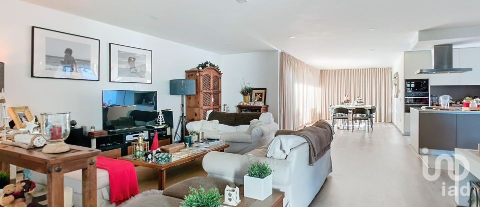 Maison T4 à Cortegaça de 238 m²