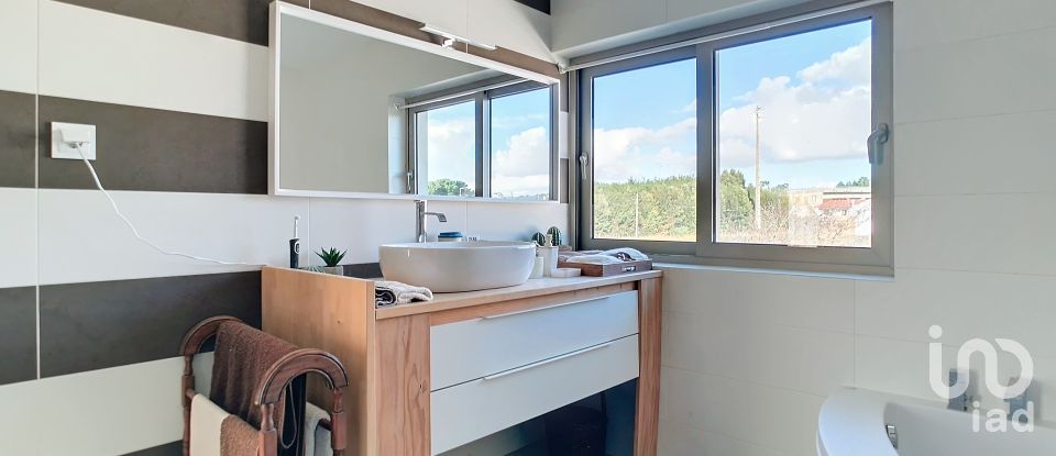 Maison T4 à Cortegaça de 238 m²