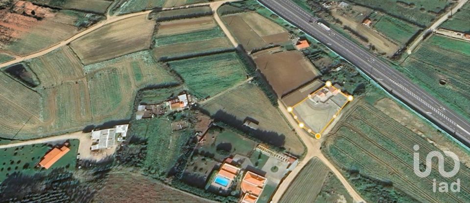 Maison T2 à Atouguia da Baleia de 105 m²