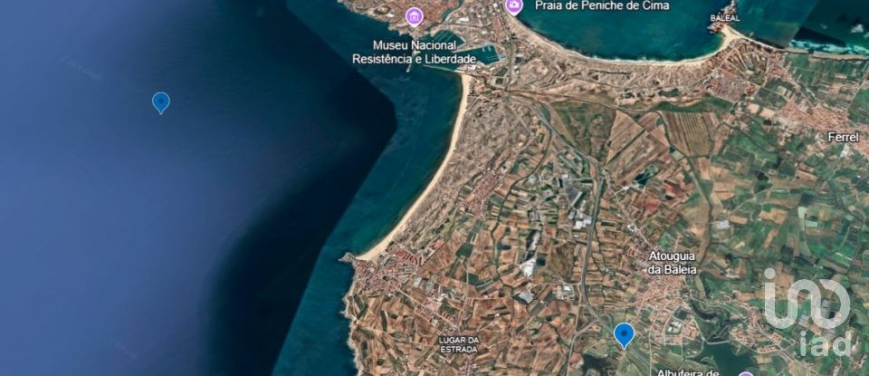 Maison T2 à Atouguia da Baleia de 105 m²