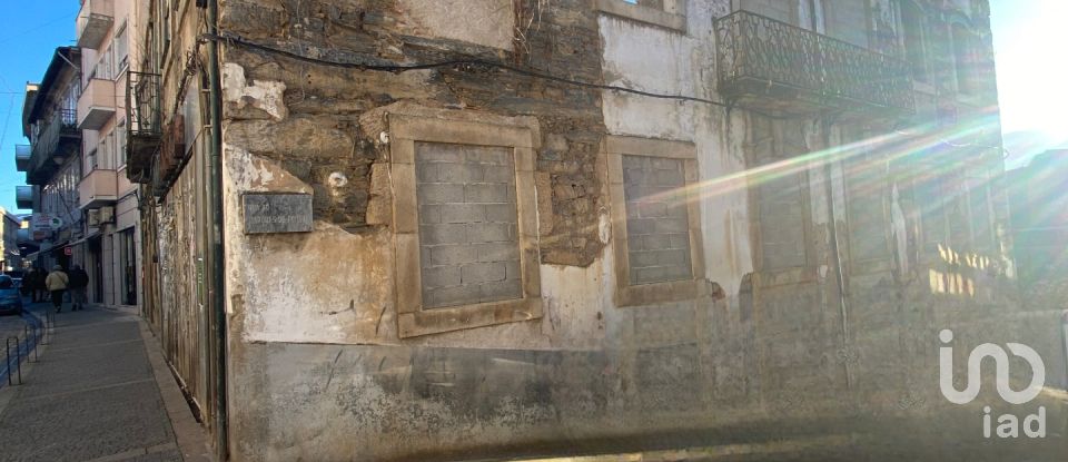 Block of flats in Peso da Régua e Godim of 1,092 m²