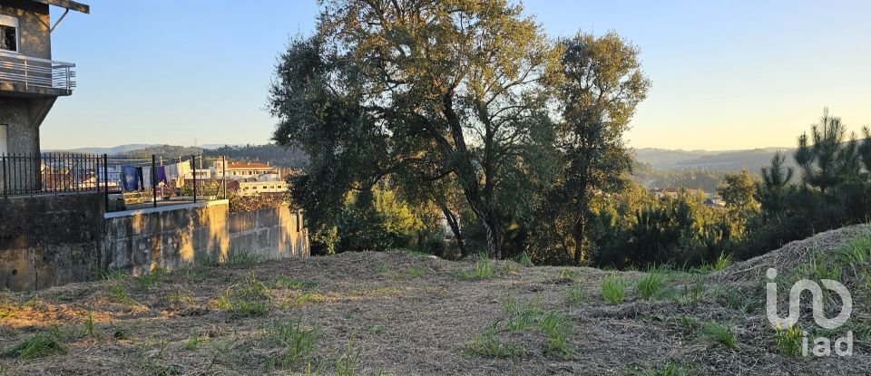 Land in Sandim, Olival, Lever e Crestuma of 1,122 m²