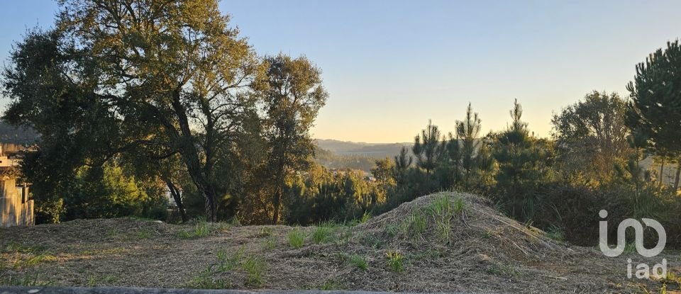 Land in Sandim, Olival, Lever e Crestuma of 1,122 m²