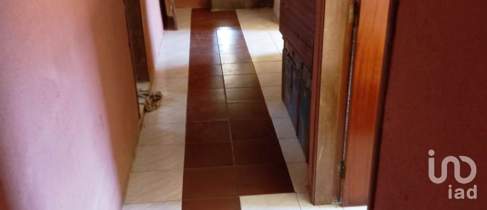 Moradia T3 em Espariz e Sinde de 112 m²