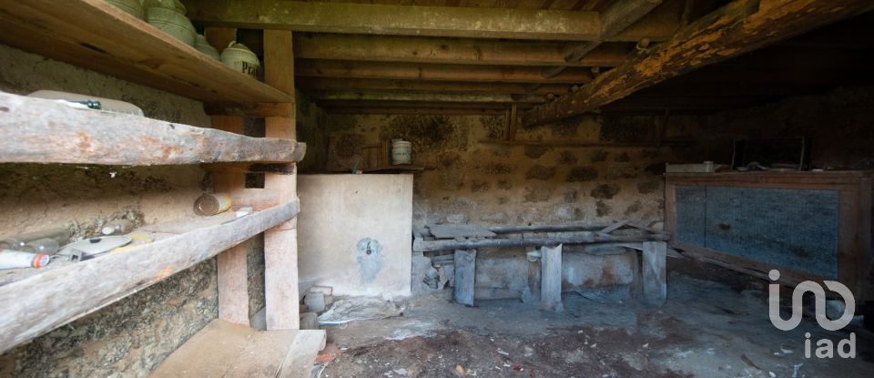 Moradia T3 em Espariz e Sinde de 112 m²