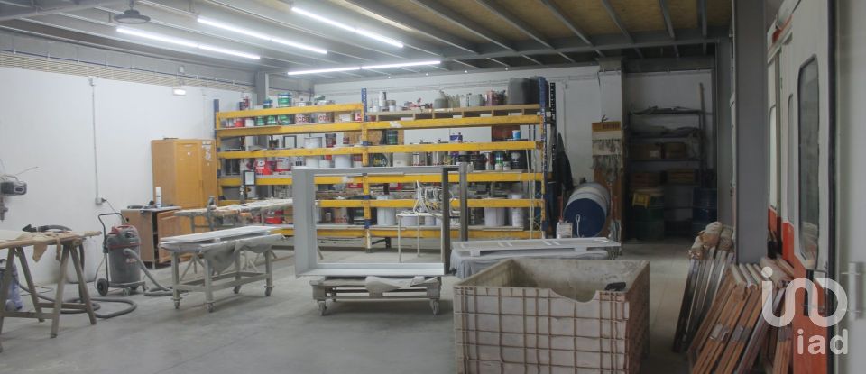 Boutique/Local commercial à Fonte Boa e Rio Tinto de 292 m²