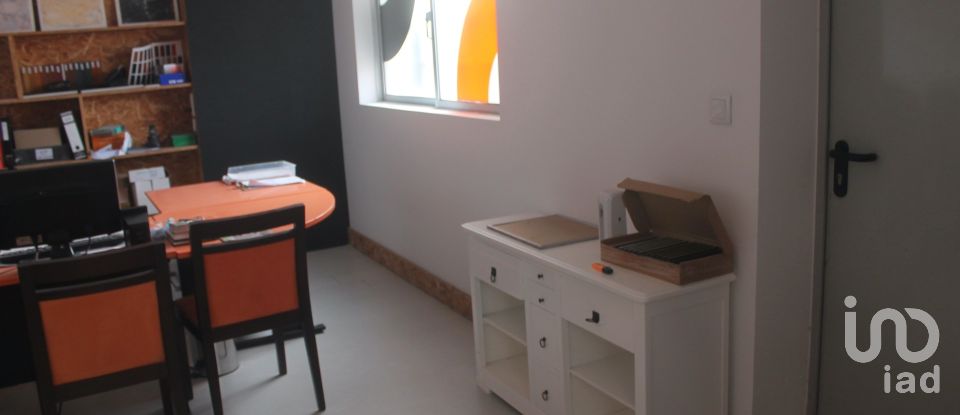 Boutique/Local commercial à Fonte Boa e Rio Tinto de 292 m²