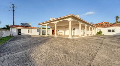 Maison T5 à Regueira de Pontes de 318 m²