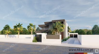 Maison T4 à Corroios de 472 m²