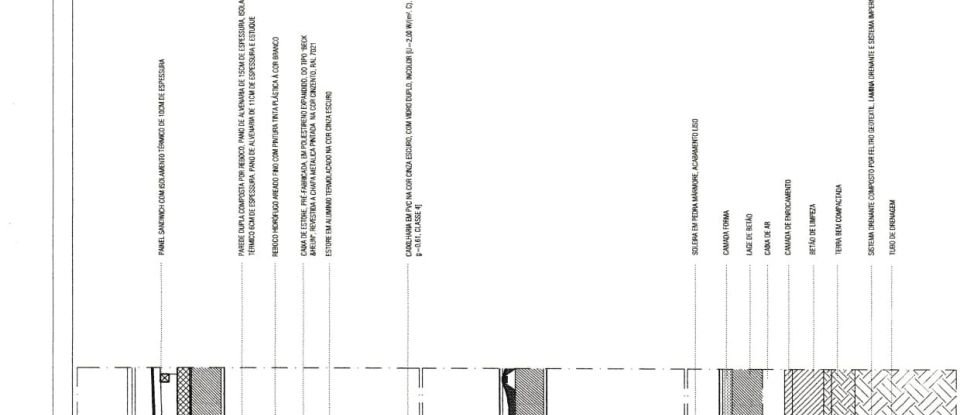 Moradia T4 em Corroios de 472 m²