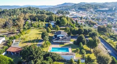 Gîte T4 à Ponte de 366 m²