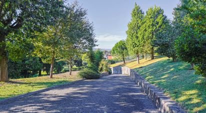 Gîte T4 à Ponte de 366 m²