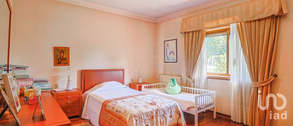 Gîte T4 à Ponte de 366 m²