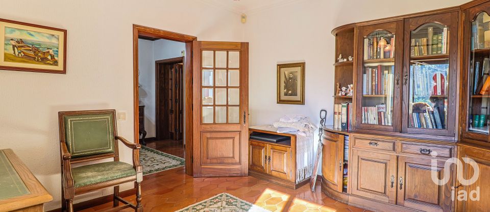 Gîte T4 à Ponte de 366 m²