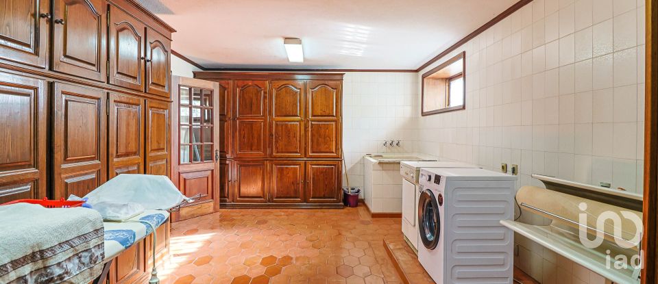 Gîte T4 à Ponte de 366 m²