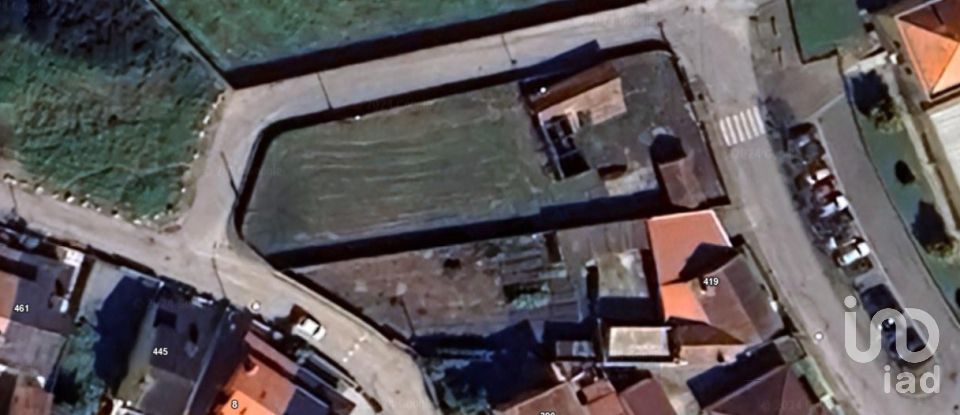 Terrain à Estela de 392 m²