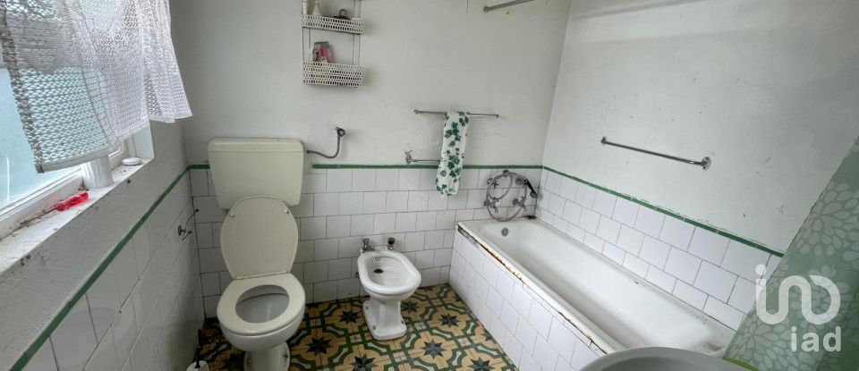 House T5 in Santo Amaro of 210 m²