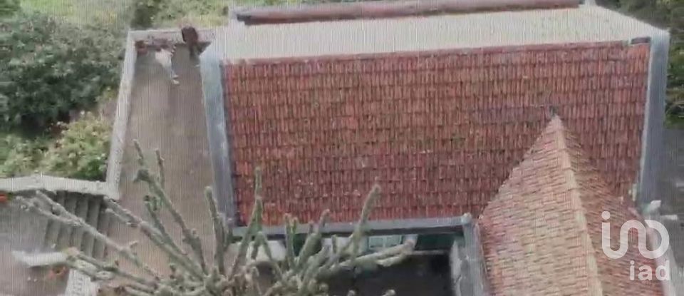 House T5 in Santo Amaro of 210 m²