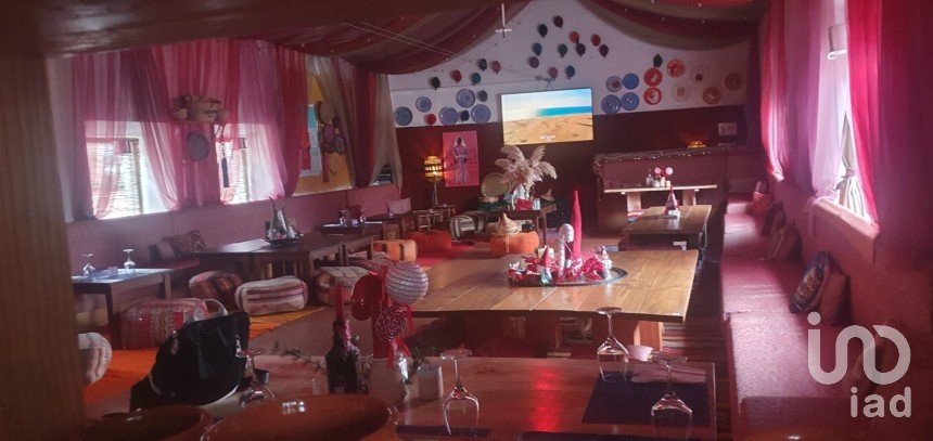 Boutique/Local commercial à Almada, Cova da Piedade, Pragal e Cacilhas de 150 m²