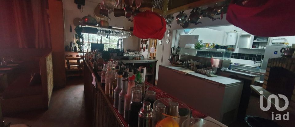 Boutique/Local commercial à Almada, Cova da Piedade, Pragal e Cacilhas de 150 m²