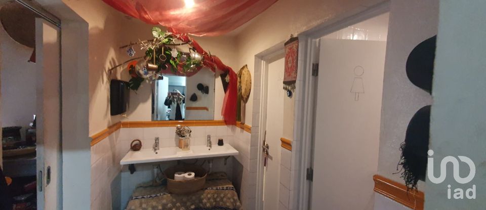 Boutique/Local commercial à Almada, Cova da Piedade, Pragal e Cacilhas de 150 m²