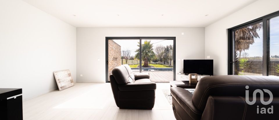 Lodge T3 in São Martinho do Porto of 124 m²