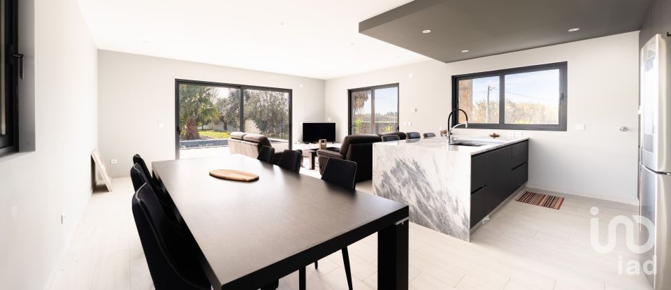 Lodge T3 in São Martinho do Porto of 124 m²