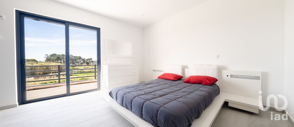 Lodge T3 in São Martinho do Porto of 124 m²