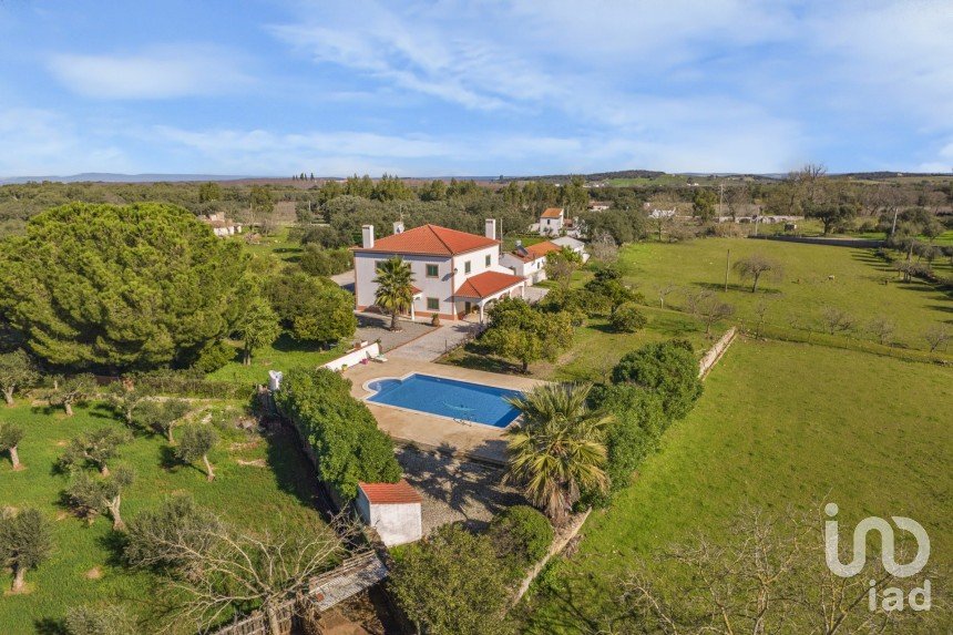 Farm T6 in Borba (Matriz) of 563 m²