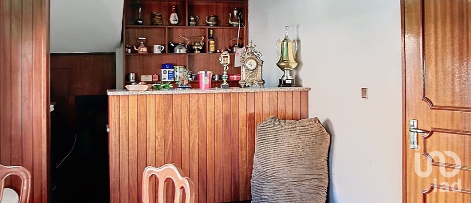 Boutique/Local commercial à São joão da madeira de 3 178 m²