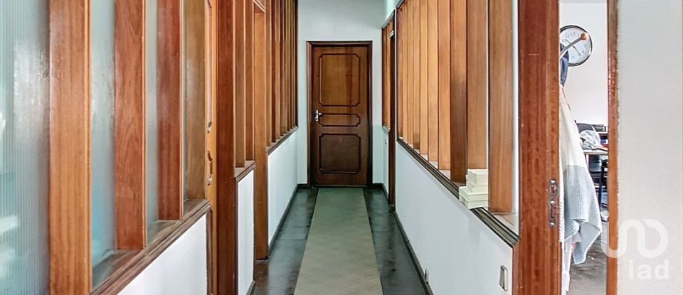 Boutique/Local commercial à São joão da madeira de 3 178 m²