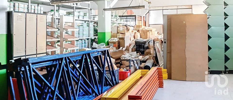 Boutique/Local commercial à São joão da madeira de 3 178 m²