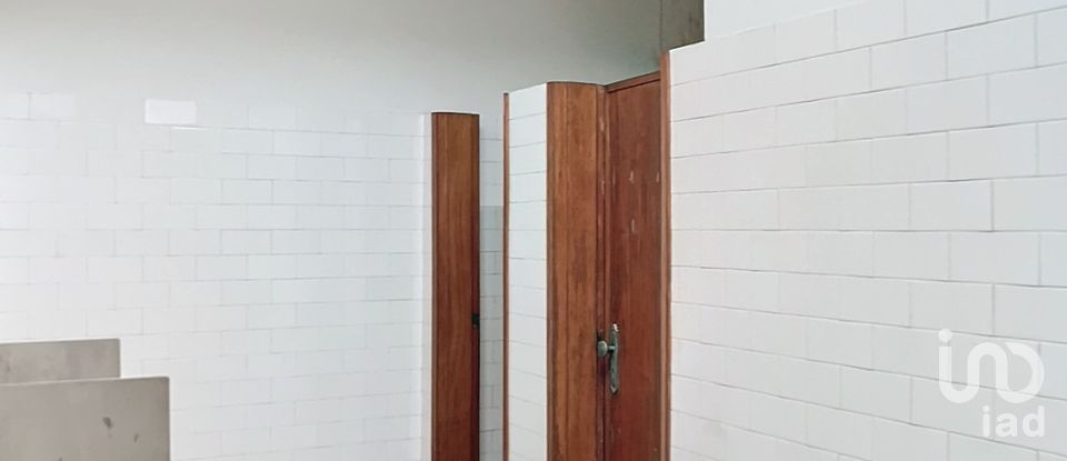 Boutique/Local commercial à São joão da madeira de 3 178 m²