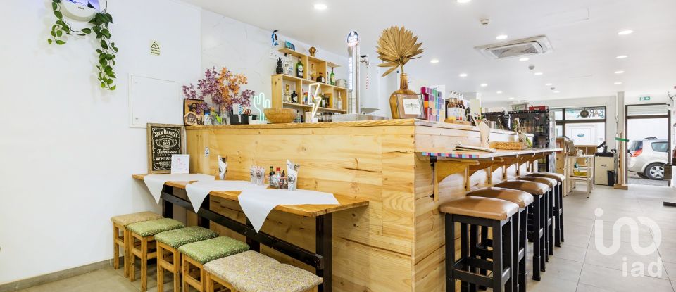 Shop / premises commercial in São Gonçalo De Lagos of 147 m²