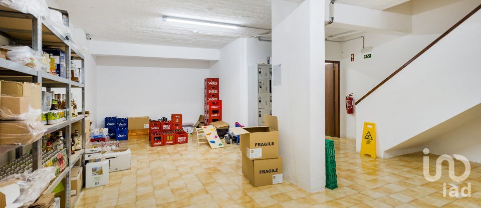 Shop / premises commercial in São Gonçalo De Lagos of 147 m²