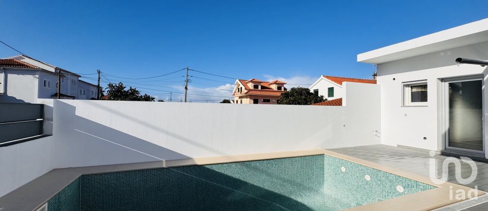 Maison T3 à Fernão Ferro de 111 m²