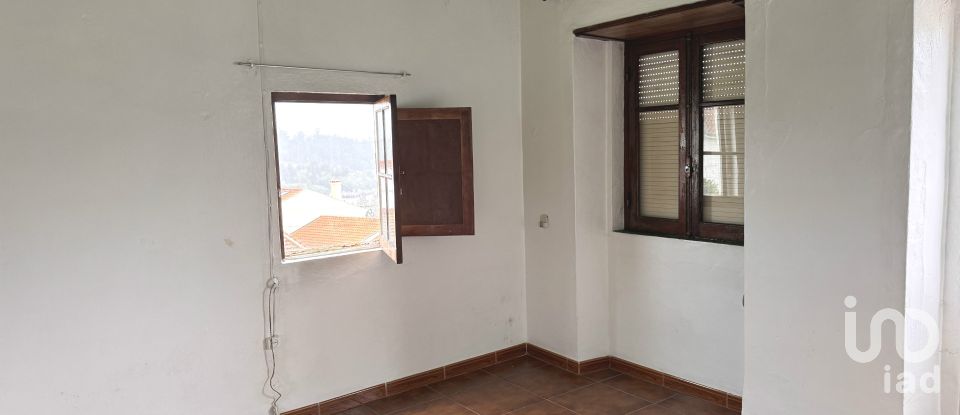 Gîte T4 à São Martinho do Bispo e Ribeira de Frades de 85 m²