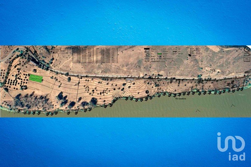 Land in Alcoutim e Pereiro of 105,800 m²