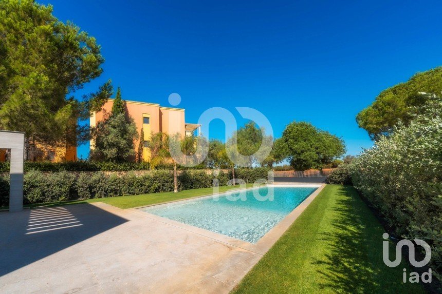 Demeure T5 à Quarteira de 290 m²