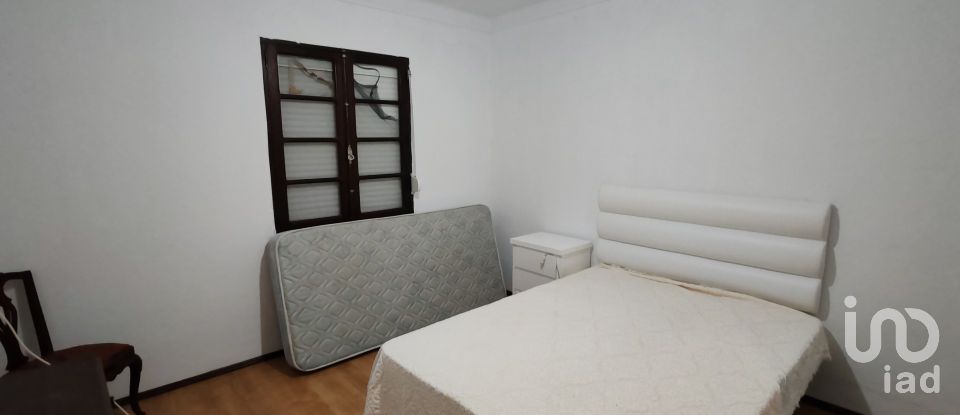 House T4 in Montes da Senhora of 350 m²