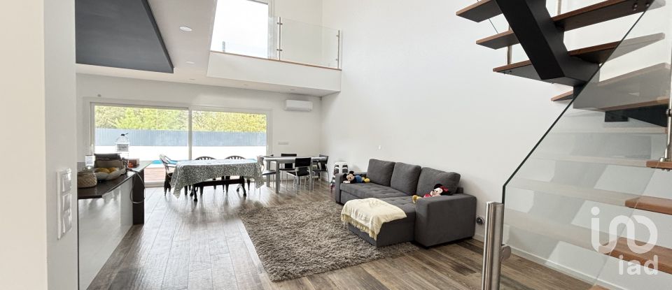 Moradia T3 em Sesimbra (Castelo) de 161 m²