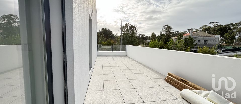 Moradia T3 em Sesimbra (Castelo) de 161 m²