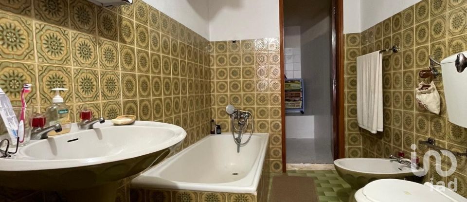 Maison T4 à Sobreira Formosa e Alvito da Beira de 121 m²