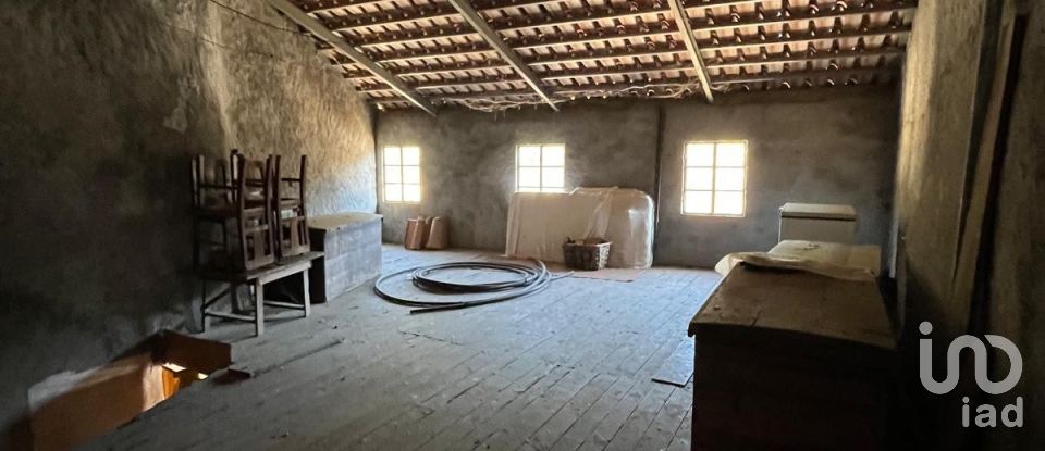 Maison T4 à Sobreira Formosa e Alvito da Beira de 121 m²