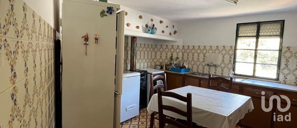 Maison T4 à Sobreira Formosa e Alvito da Beira de 121 m²