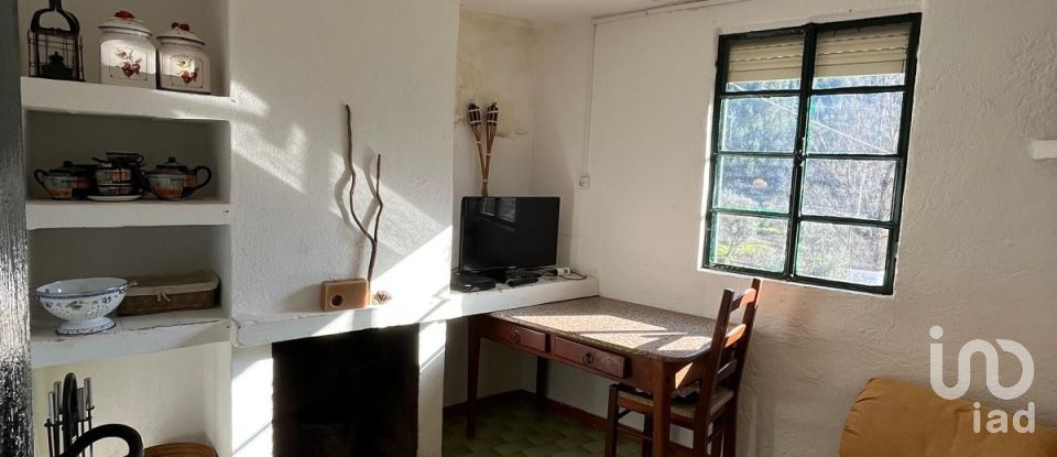 Maison T4 à Sobreira Formosa e Alvito da Beira de 121 m²