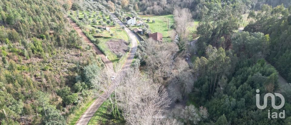 Terrain à bâtir à Miranda do Corvo de 1 350 m²
